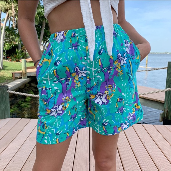 Vintage Adorable Parrot Print Shorts With Pockets - Picture 1 of 5